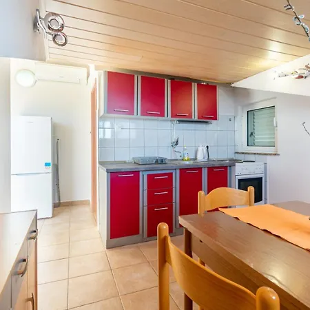 By The Sea Mandre, Pag - 205 Apartment